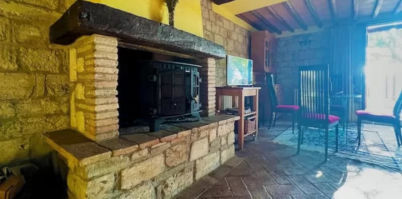 Country Villa with Netflix and Swimming Pool 3