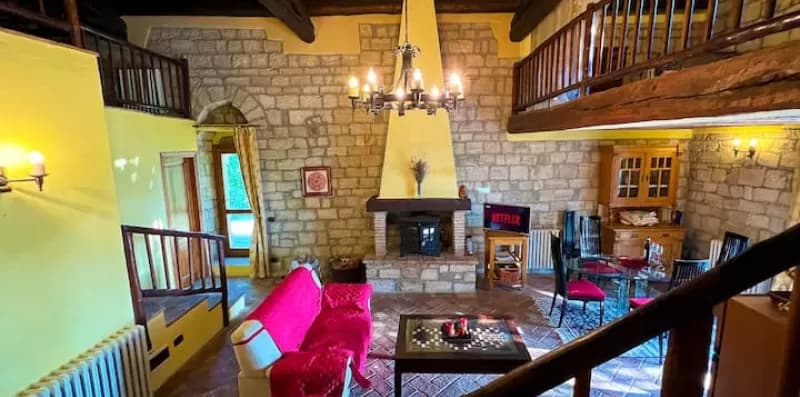 Country Villa with Netflix and Swimming Pool 6