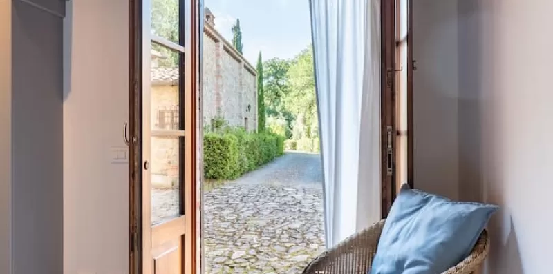 Minimal & Modern Home - In Tenuta Arceno 8
