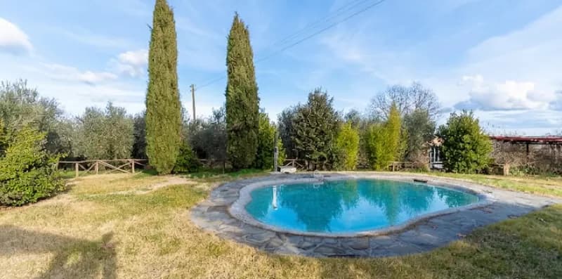 Elegante villa con piscina, giardino e comfort raffinato. — Lucignano, Valdichiana